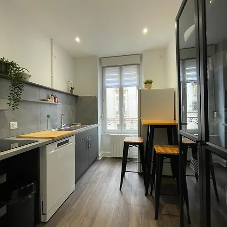 Nancy, Appartement, Equipe Apartment *